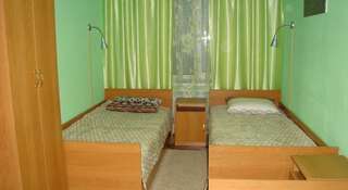 Гостиница Альтаир Новосибирск Кровать в общем номере с 3 кроватями-1