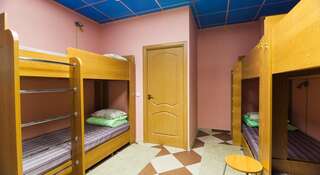 Гостиница Альтаир Новосибирск Кровать в общем 6-местном номере-2