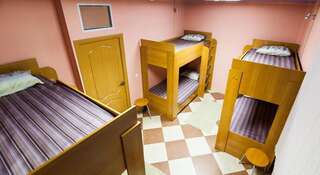 Гостиница Альтаир Новосибирск Кровать в общем 6-местном номере-3
